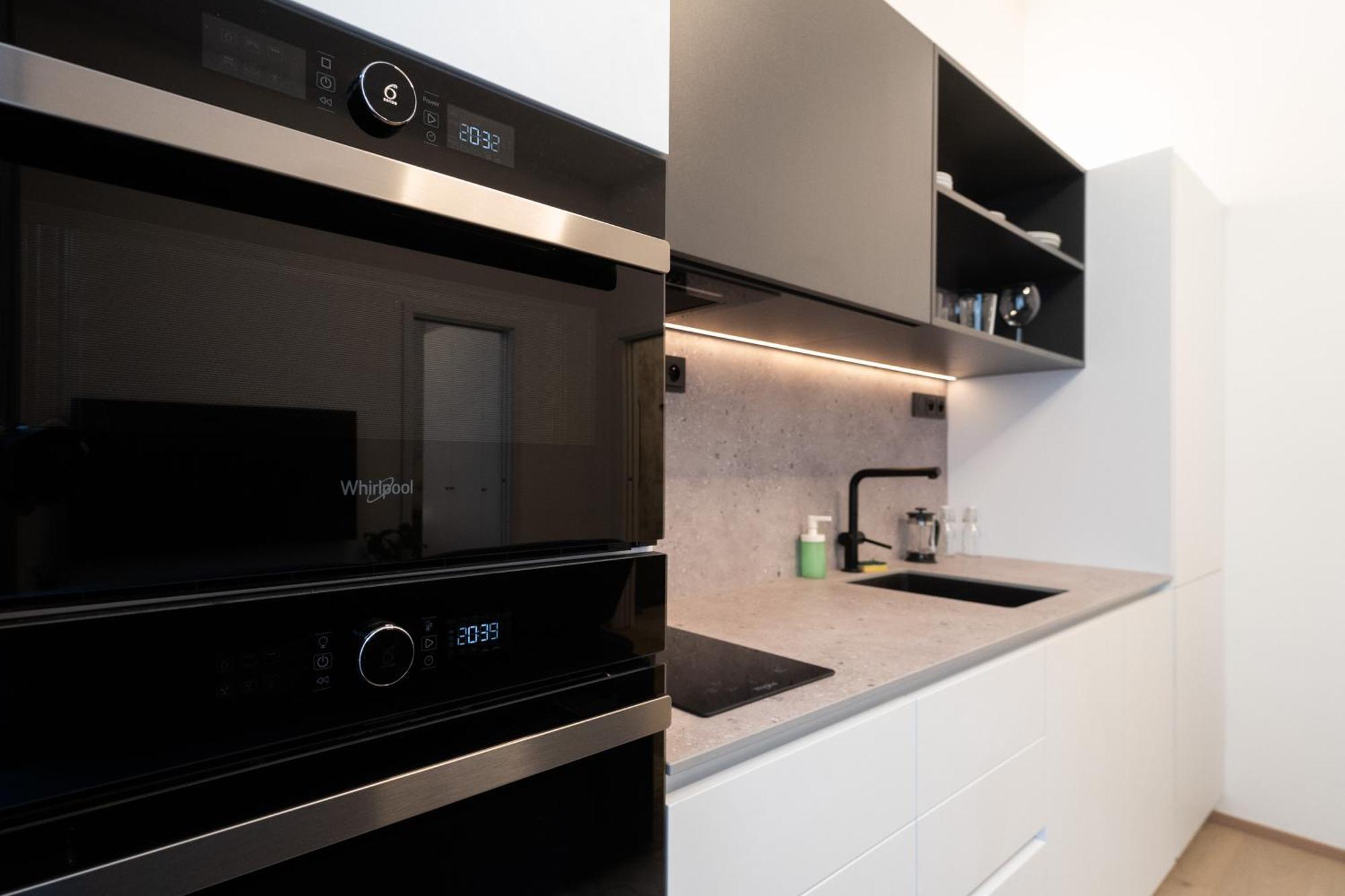 Urban Oasis Brno Apartment Luaran gambar